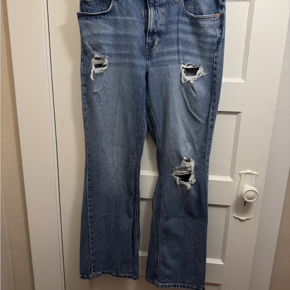 ⭐️Lucky Brand Flare Wide Leg Jeans with Distressed Details